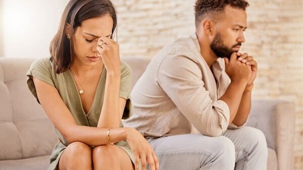 tâm lý đàn ông ngoại tình bị vợ phát hiện