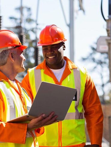 Mũ bảo hộ tiêu chuẩn 2026 giá bao nhiêu ?