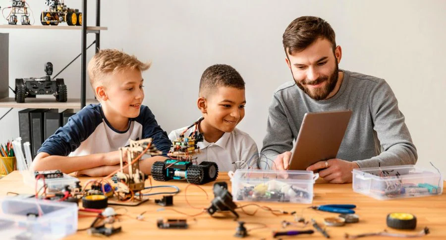 pin-an-toan-cho-robot-tre-em-1